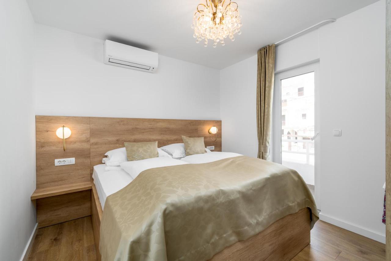 Rooms Vedrana (Adults Only) Podstrana Bilik gambar